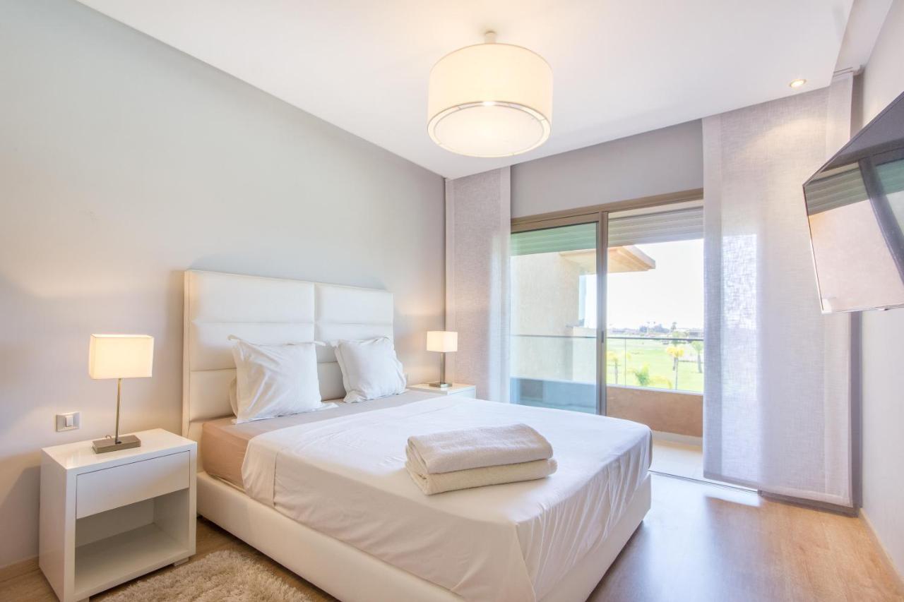 Lumineux Et Vue Degagee Sur Piscine A Prestigia Apartment Marrakesh Bagian luar foto