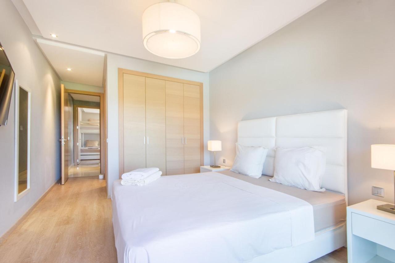 Lumineux Et Vue Degagee Sur Piscine A Prestigia Apartment Marrakesh Bagian luar foto